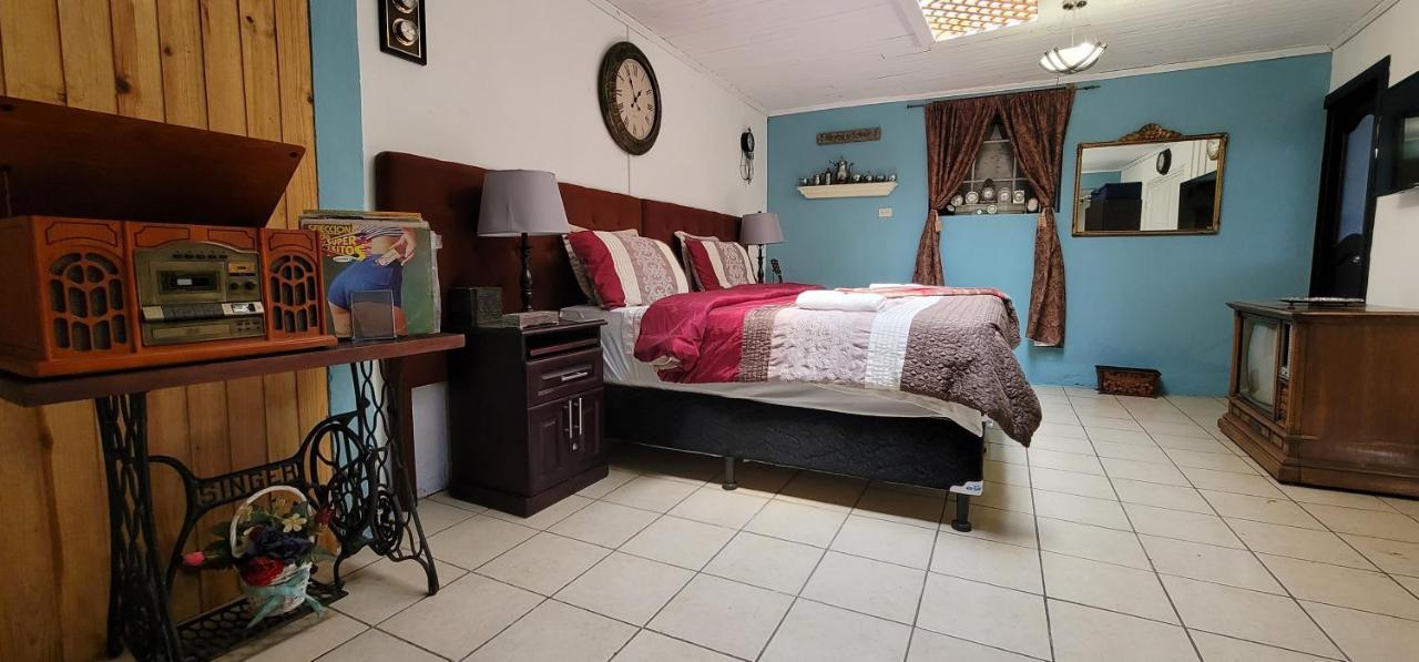 Hotel Vintage "Casa Las Flores" Quetzaltenango Eksteriør bilde