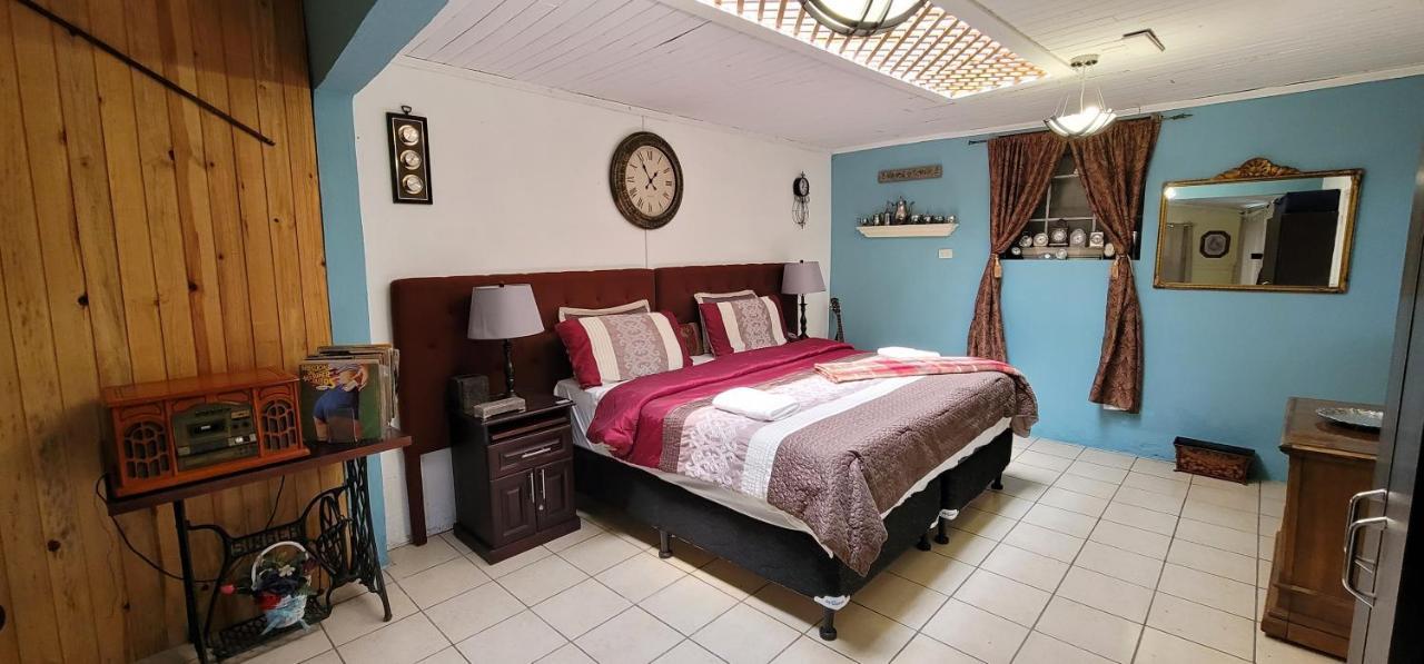 Hotel Vintage "Casa Las Flores" Quetzaltenango Eksteriør bilde
